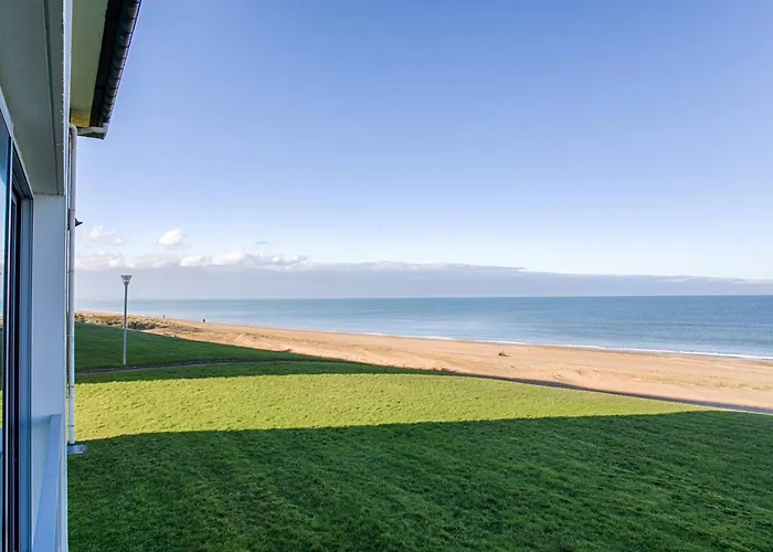 Apartment Les Pieds Dans L'eau - 4 Pers. - Fr-1-788-53 *